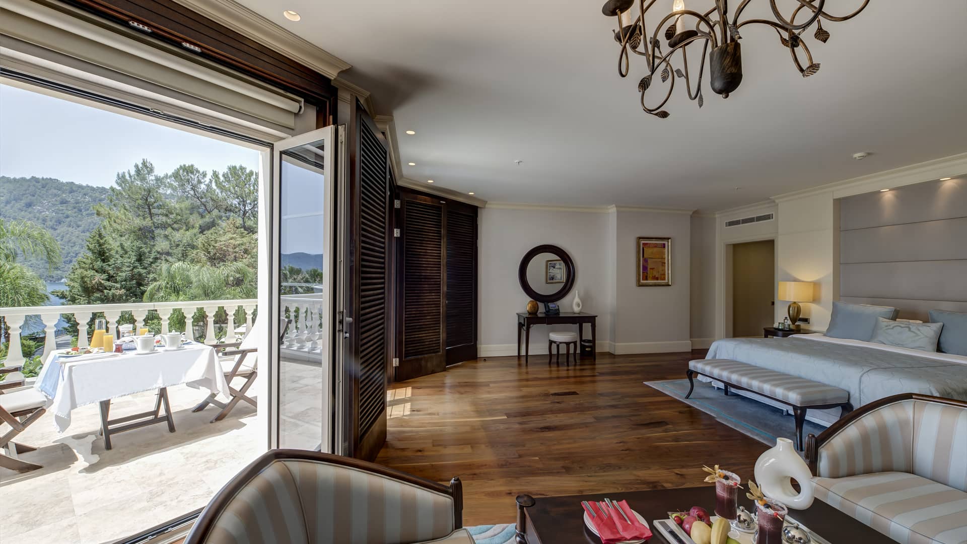 Royal Deluxe Oda - 4